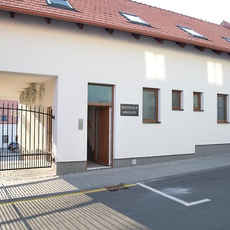 Mikulov Apartments - Apartman Misa Exteriör bild